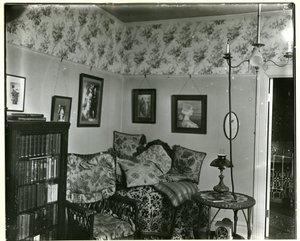 Interior de salón no identificado